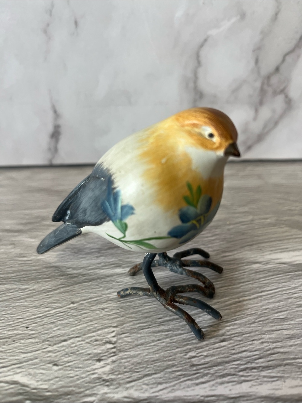 Hand Painted Small Bird Metal Feet Garden Flower Planter Plant Ornament